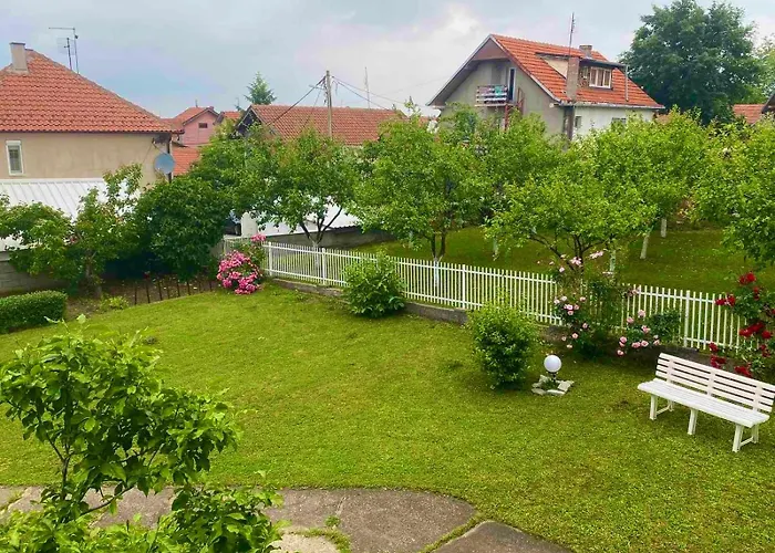 Aurora アパート スメデレヴォ